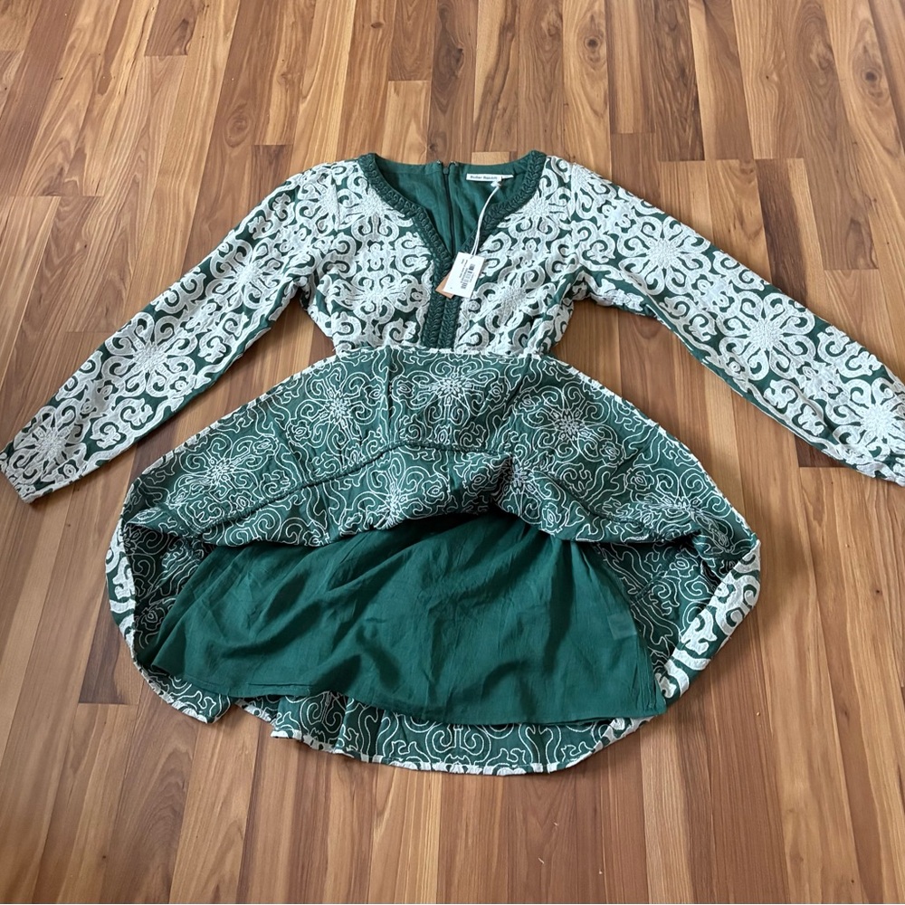 Roller Rabbit Green and White Patterned Dress - Picture 3 of 3